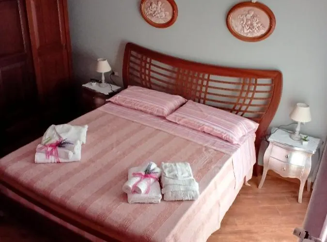 Bed & Breakfast A Taverna 3*